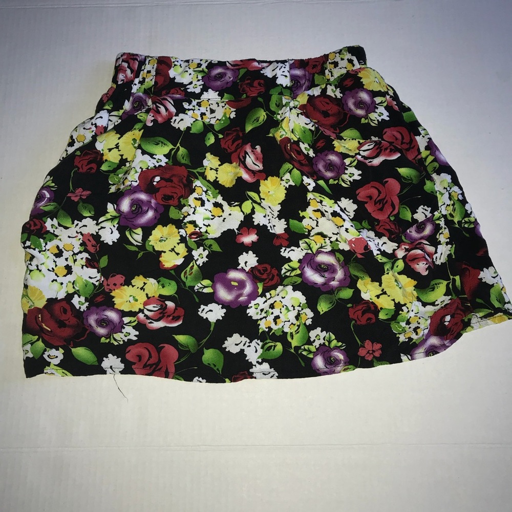 Adorable Floral Skirt